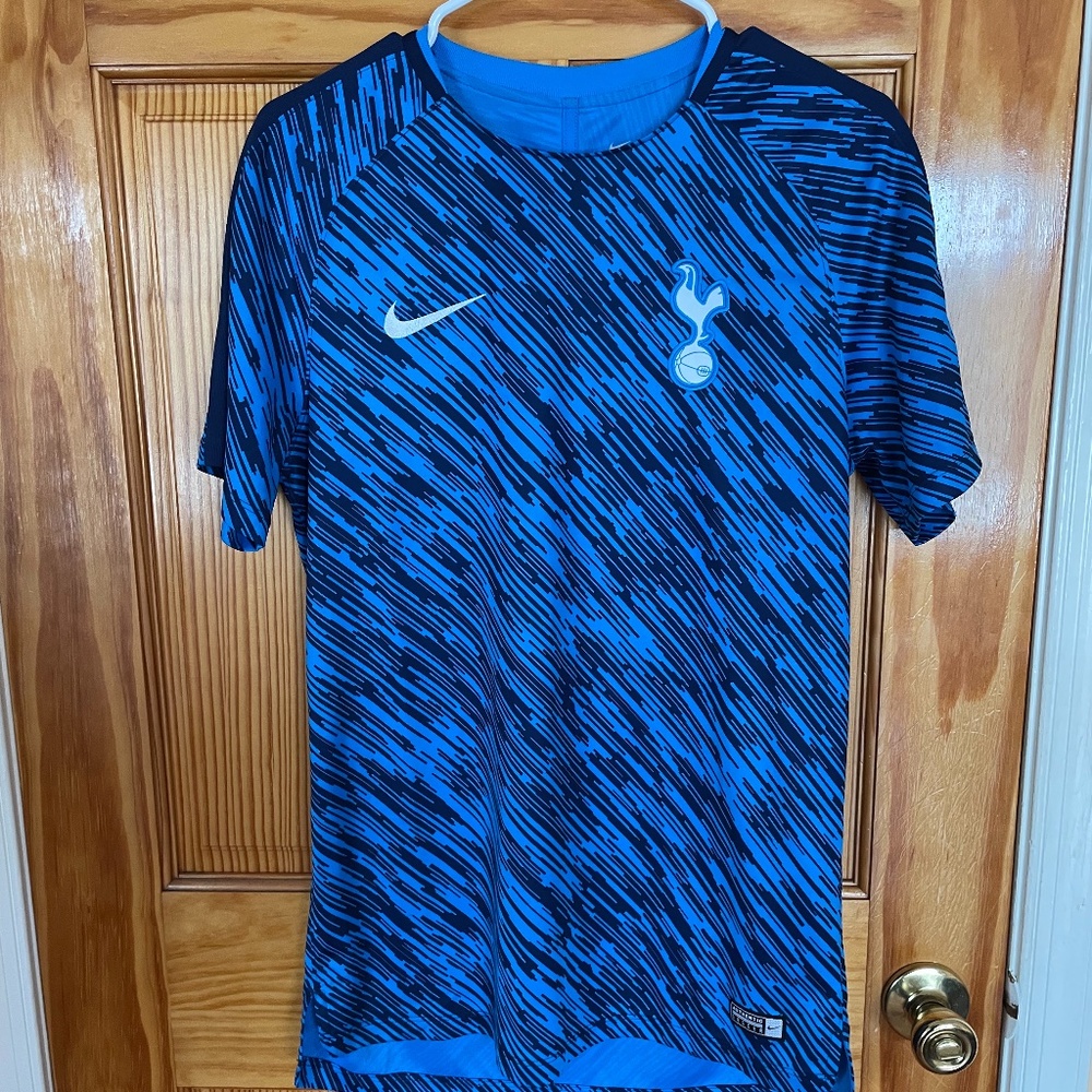 Nike Tottenham Hotspurs Pre Game Jersey